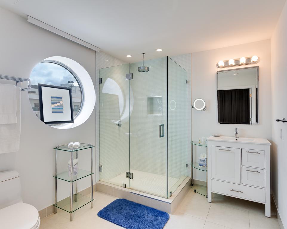 מיאמי ביץ' C Ocean Rentals At Strand Ocean Drive (Adults Only) מראה חיצוני תמונה