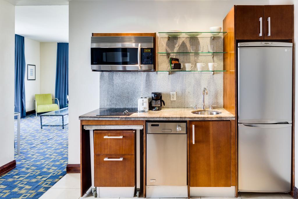 מיאמי ביץ' C Ocean Rentals At Strand Ocean Drive (Adults Only) מראה חיצוני תמונה