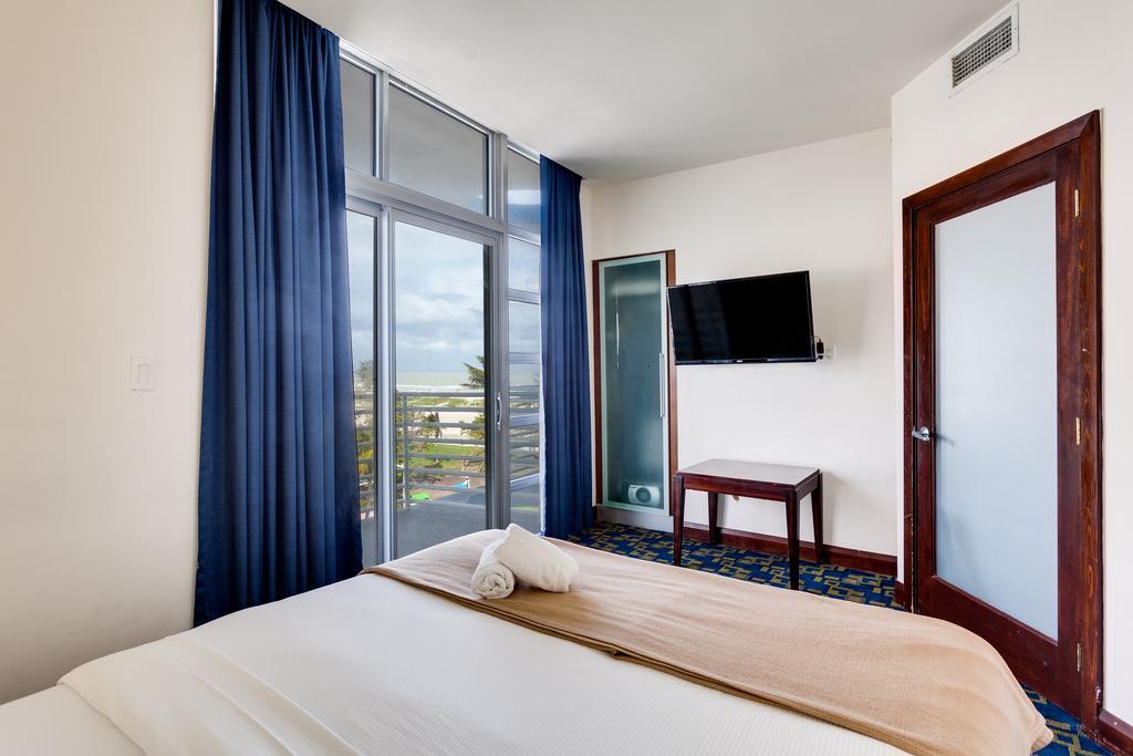 מיאמי ביץ' C Ocean Rentals At Strand Ocean Drive (Adults Only) מראה חיצוני תמונה