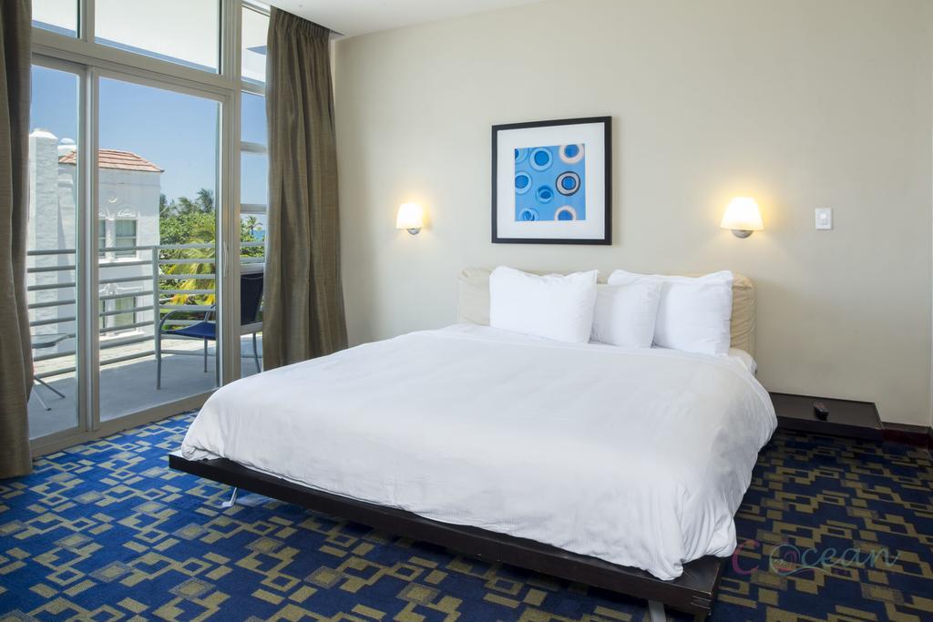 מיאמי ביץ' C Ocean Rentals At Strand Ocean Drive (Adults Only) מראה חיצוני תמונה