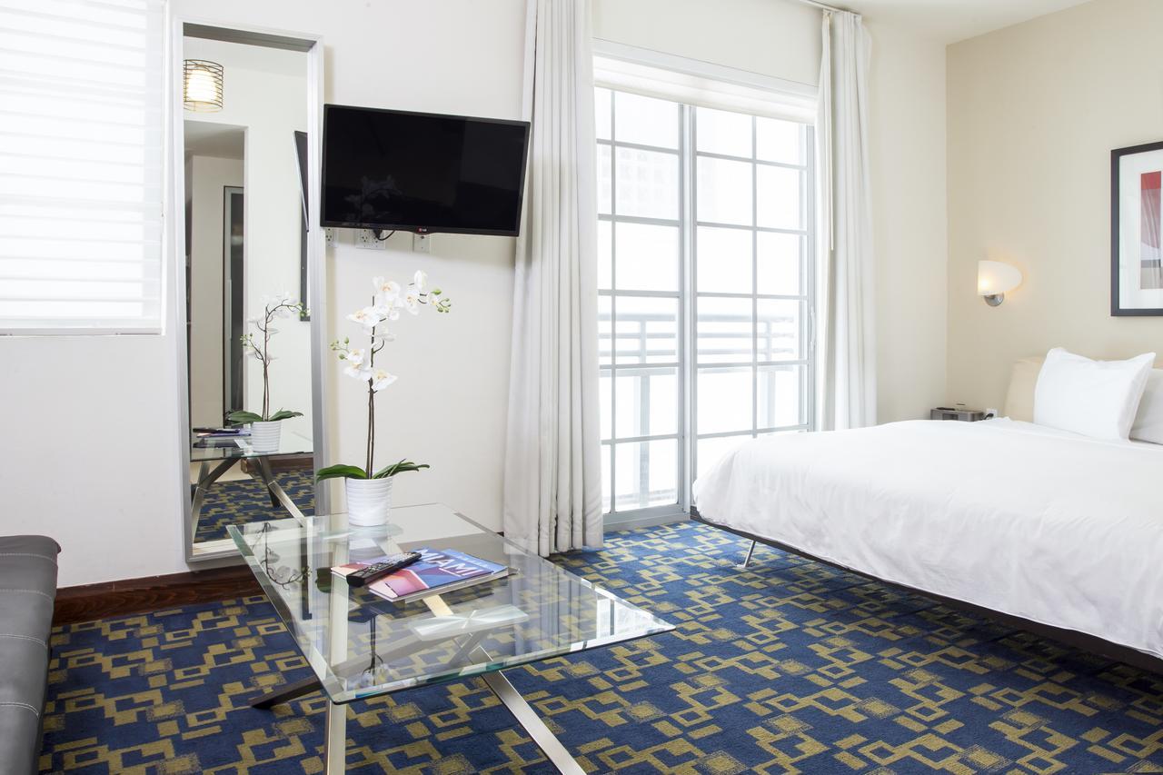 מיאמי ביץ' C Ocean Rentals At Strand Ocean Drive (Adults Only) מראה חיצוני תמונה